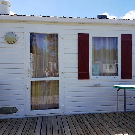 펜션 Charming In 18 M² With Shared Pool *
