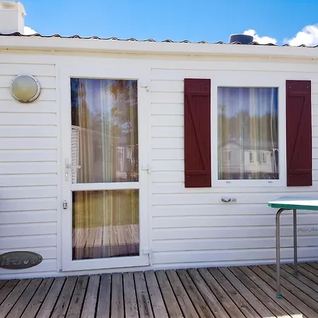 Feriehus Charming In Pataias, 18 M² With Shared Pool. Pataias